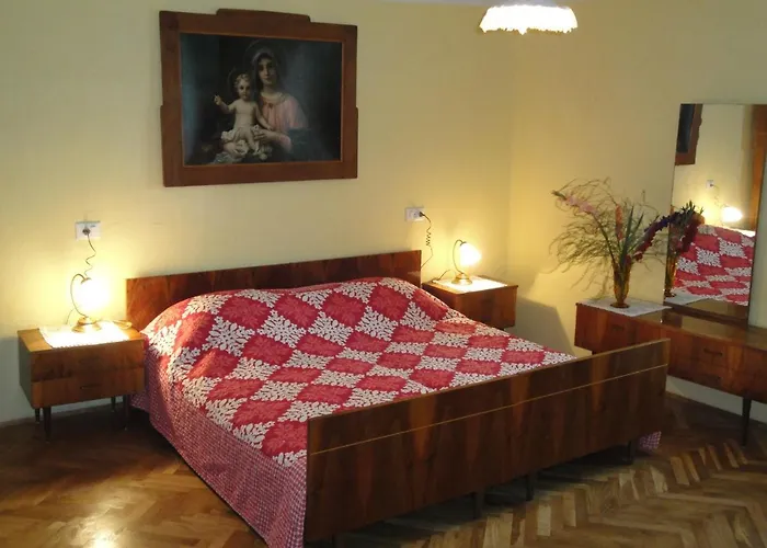 Authentic Traditional Soca Valley * Kanal